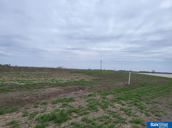 616 S Front St, Hallam, NE 68368