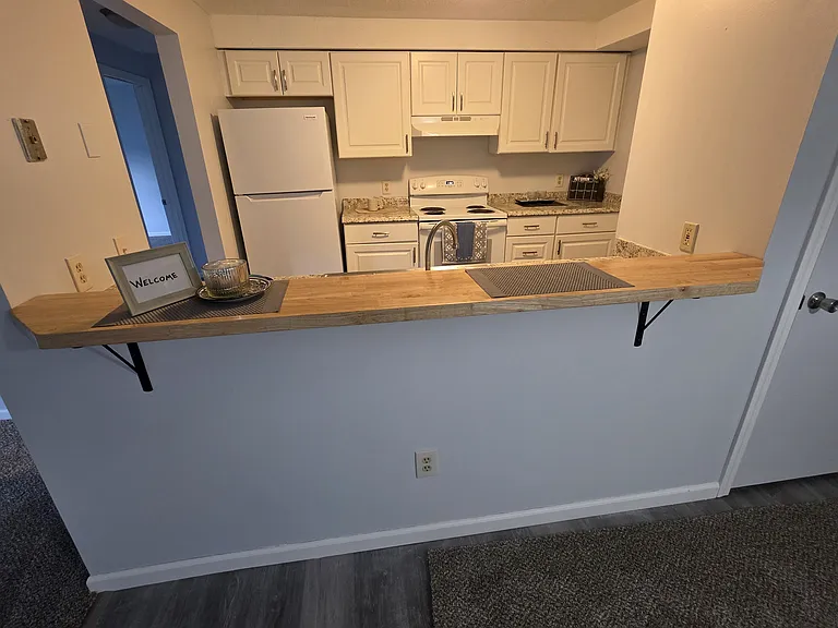 1015 Old Colony Rd #6 — Photo 4