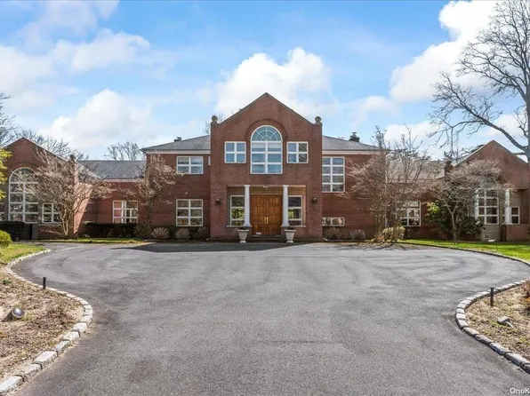 805 Channel Road, Woodmere, NY 11598