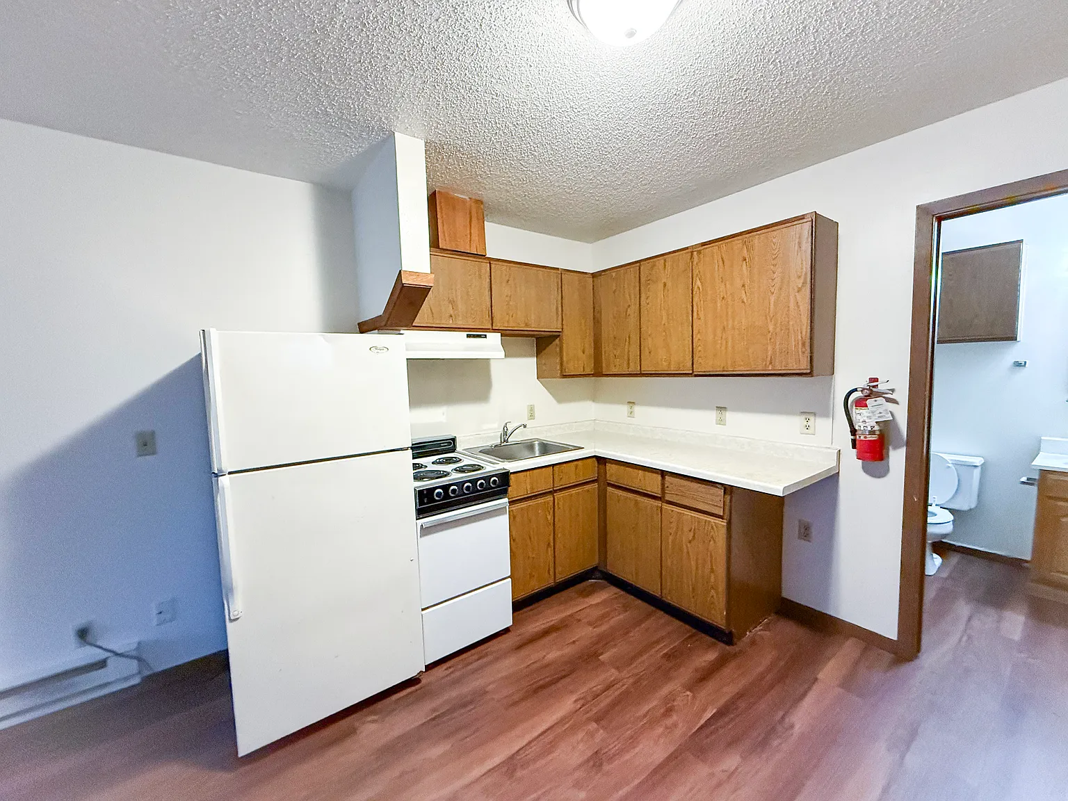 Studio, $665 — Photo 2