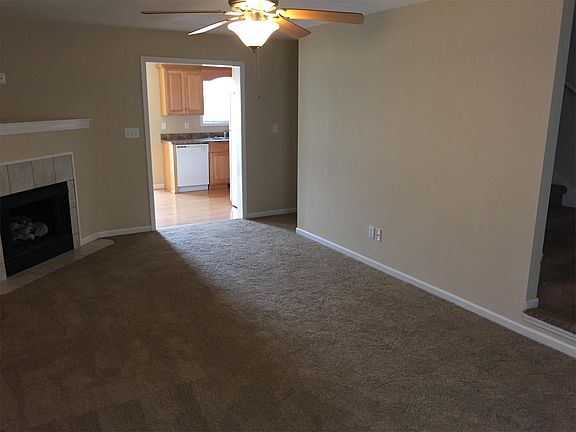 2nd image of 229 Hanover Ct