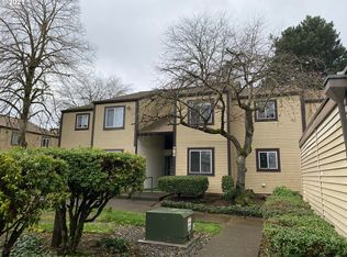 2706 SE 138th Ave APT 30, Portland, OR 97236