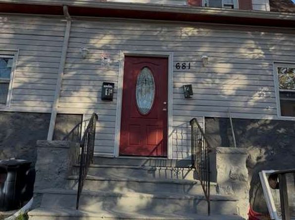 681 E 28th St FLOOR 1