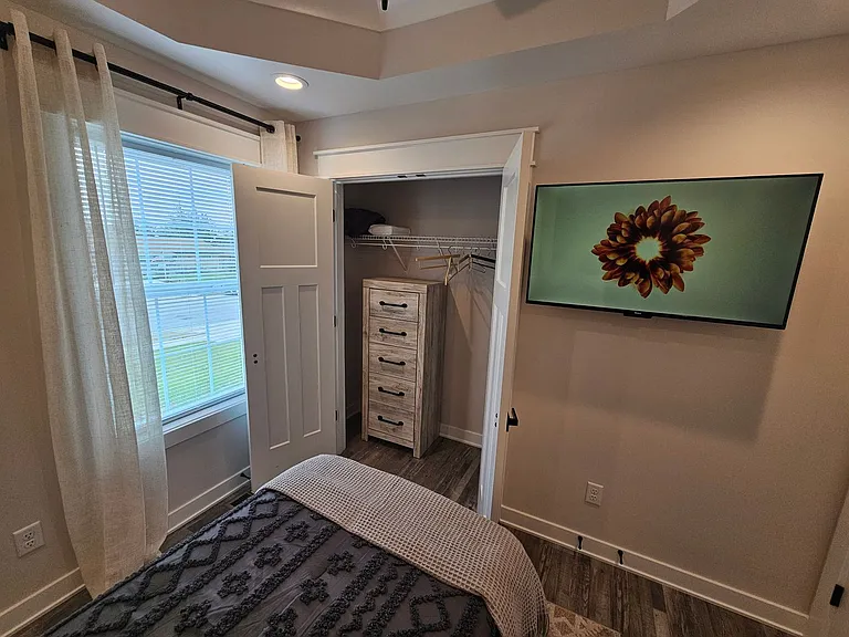 710 Orchard St — Photo 54