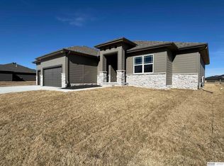 20814 Kansas Ave, Elkhorn, NE 68022