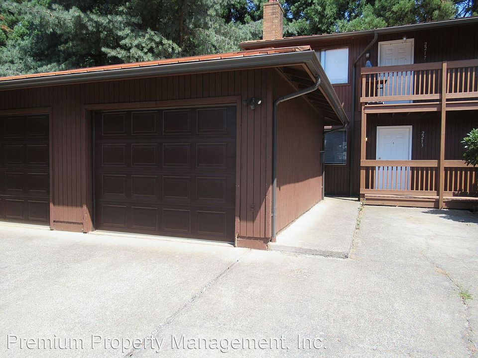 1st image of 2213 Navaho Ct SE #11396977