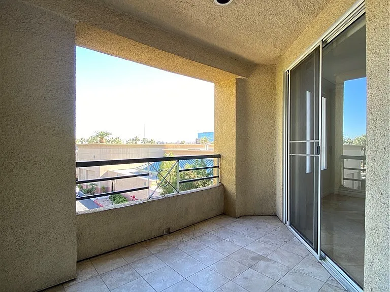 270 E Flamingo Rd #215 — Photo 23