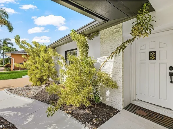 4614 SE 1st Pl, Cape Coral, FL 33904