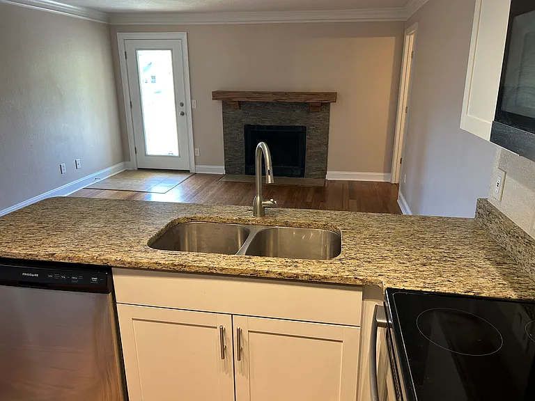 100 Fairway Park Blvd #1812 — Photo 8
