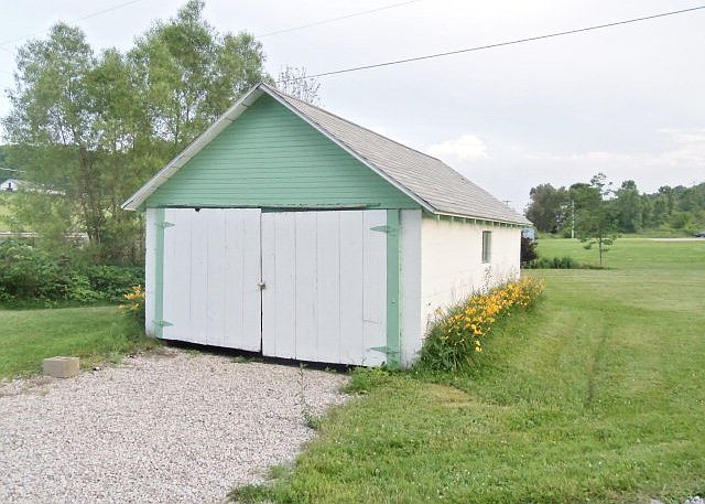 2nd image of 6376 State Route 13