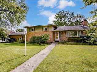 2352 Derr Rd, Springfield, OH 45503