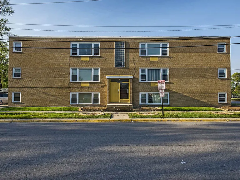 12507 S Ashland Ave — Photo 23