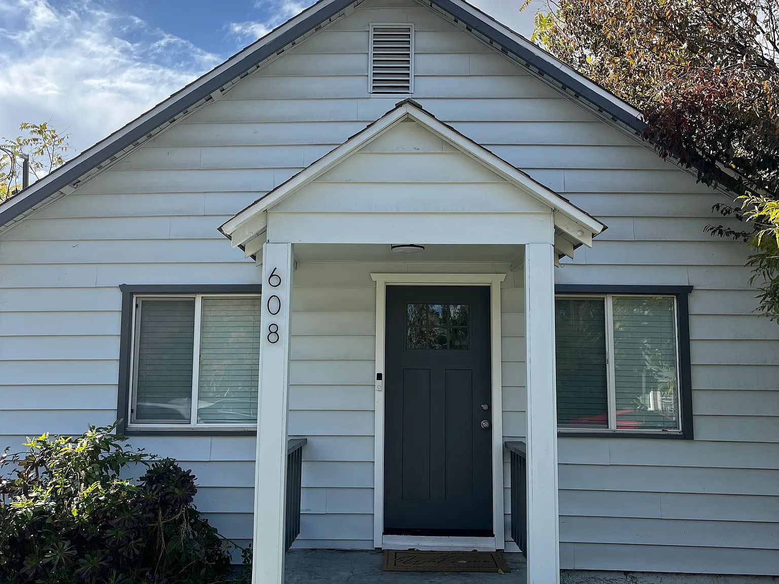 608 Short St — Photo 2