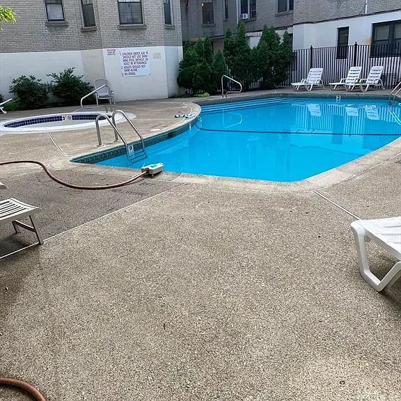 2 Sutherland Rd #44 — Photo 7