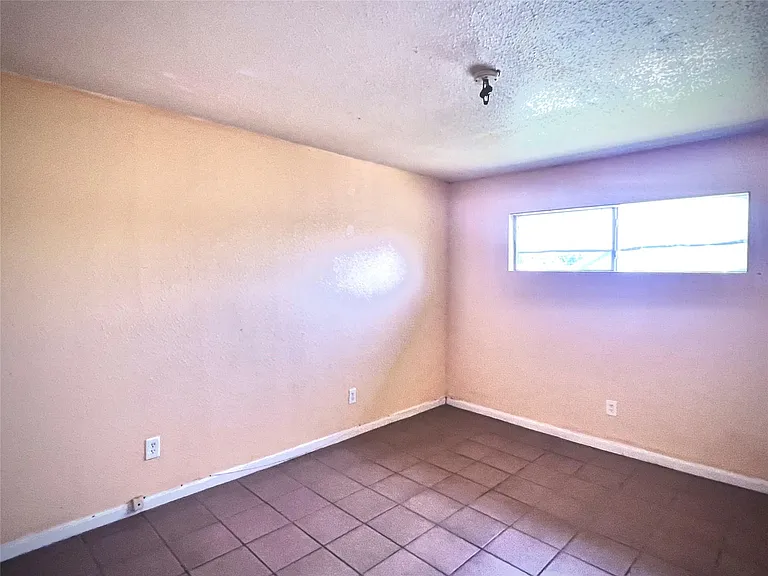 6802 Sayers St #A — Photo 25