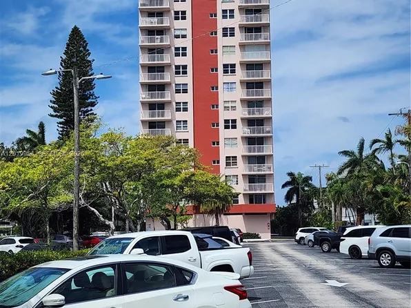 3161 S Ocean Dr, Hallandale, FL