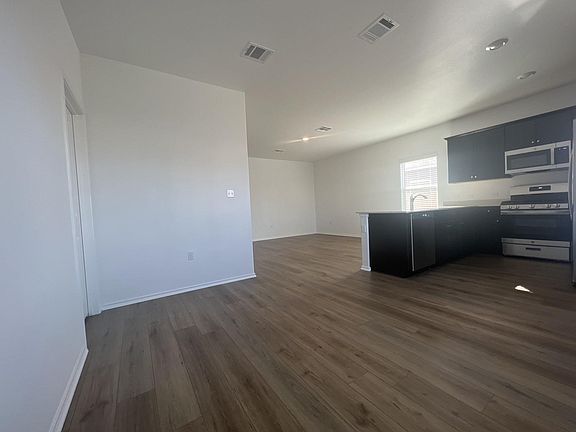 4th image of 13721 Menard Way