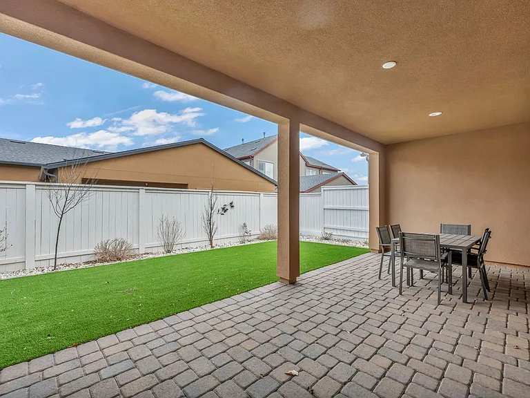 619 Camargue Trl — Photo 48
