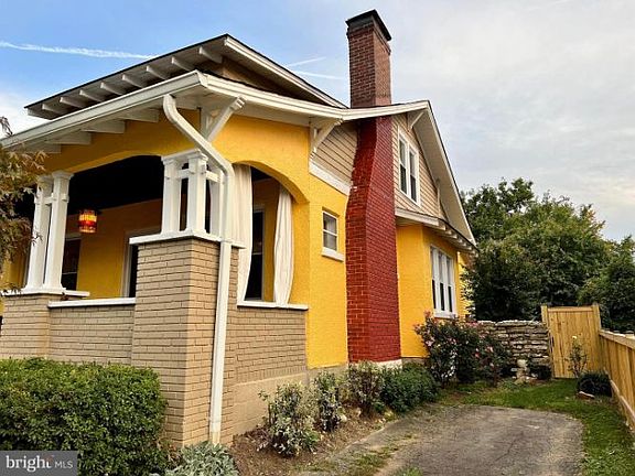 3rd image of 111 Randolph Ave