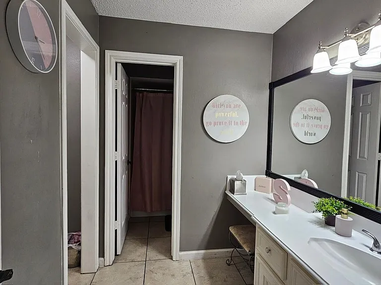 347 W Champions Colony #III — Photo 23