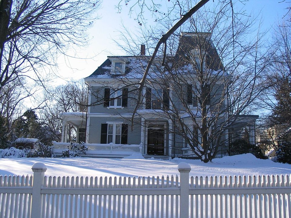 89 Appleton in winter.