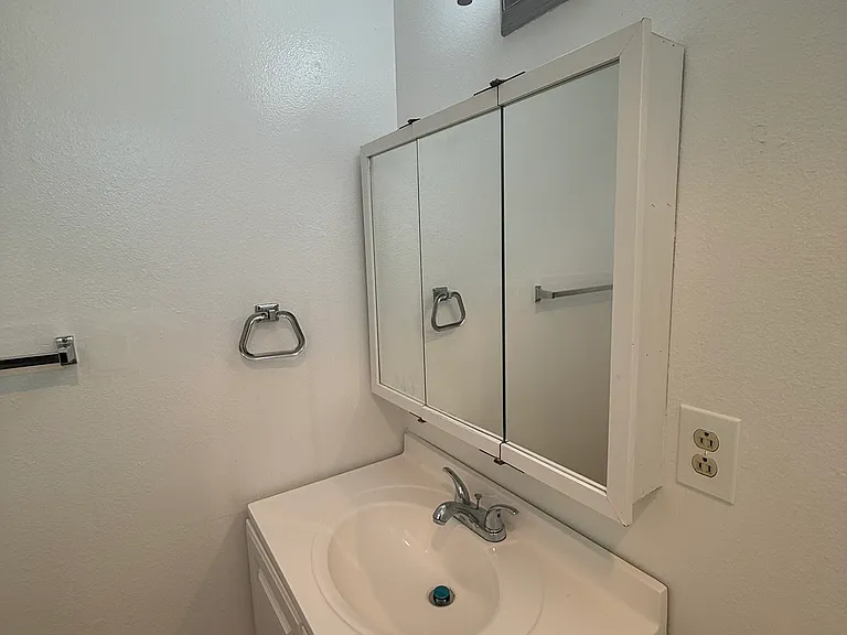187 E Cherry Ln #210 — Photo 8