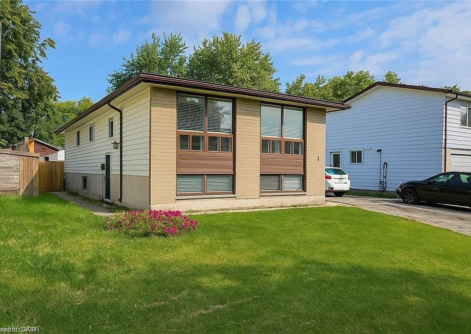 1st image of 16 Garrow Dr