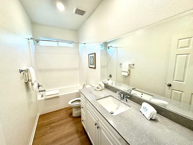 7716 Caroline Marie Ct — Photo 11