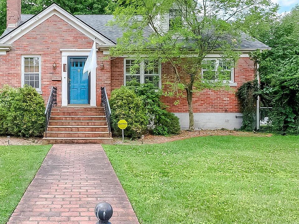 1st image of 220 Dantzler Ct