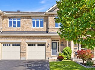 2221 Angelica Ave, Ottawa, ON K4A 0S7