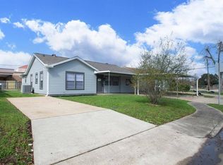806 Grove St, Deer Park, TX 77536
