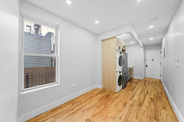 Rented by Vector New York, LLC | media 13