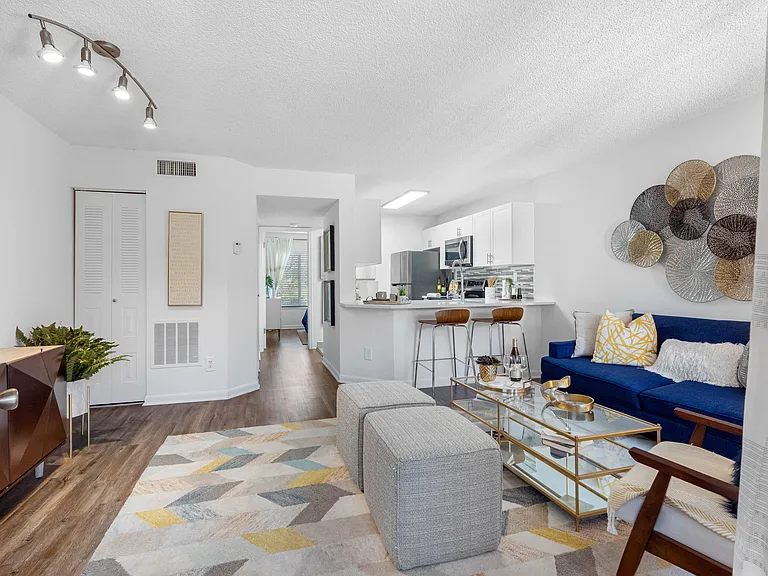 Boca Arbor Club Apartments — Photo 18