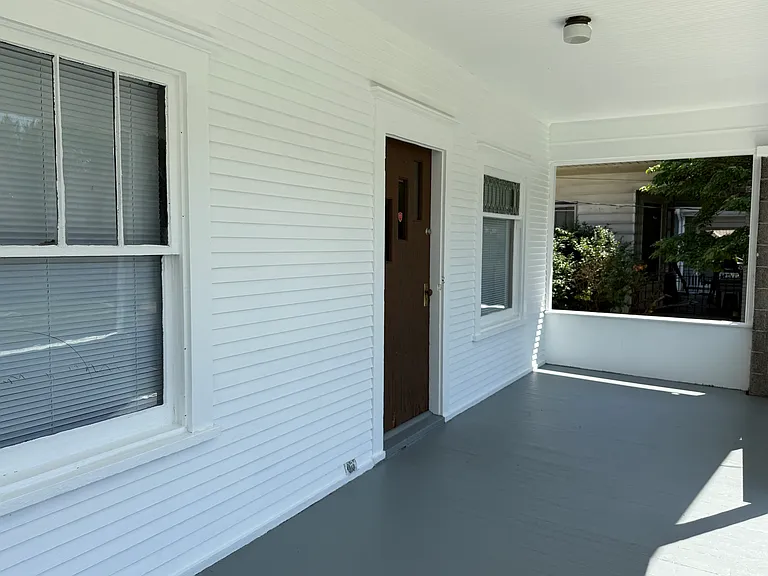609 E Arcadia Ave — Photo 12
