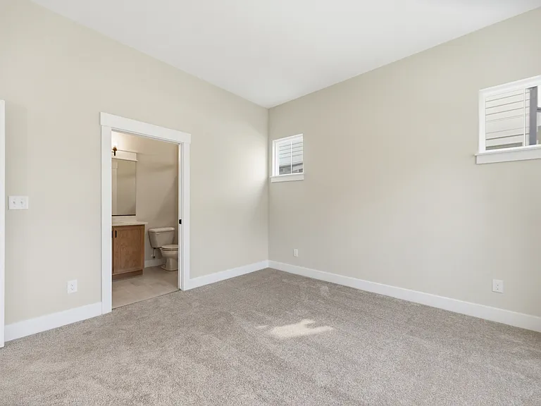 917 Calhoun Way — Photo 15