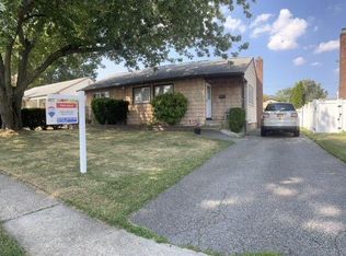 3633 Southview Ave, Wantagh, NY 11793