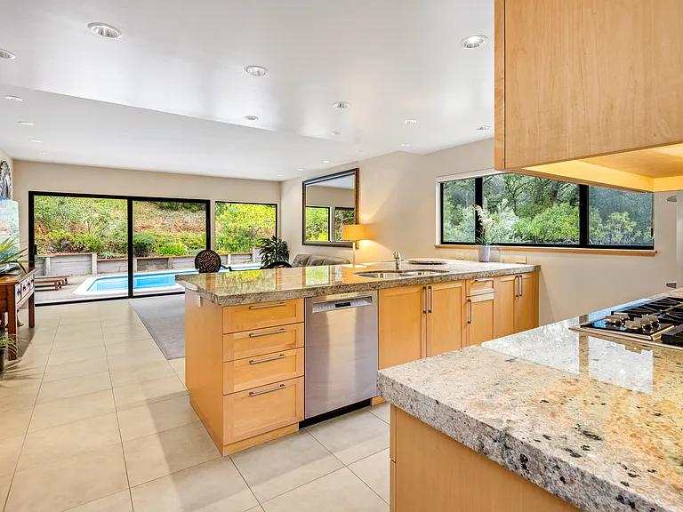 103 Brae Ct — Photo 12