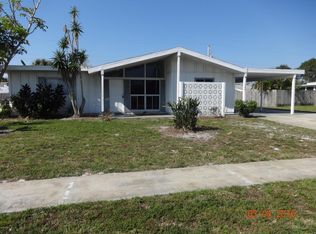 942 Canal Ln NE, Palm Bay, FL 32905