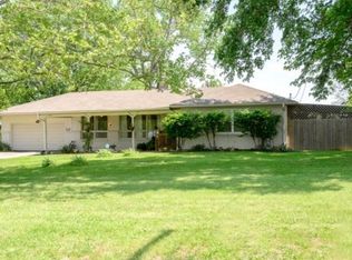 135 N 102nd St, Edwardsville, KS 66111
