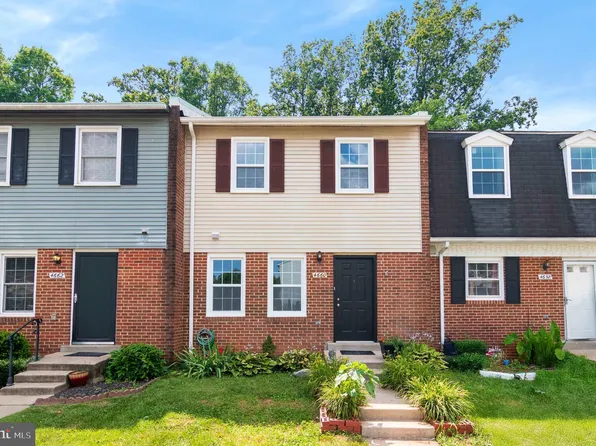 4660 Charlton Ct, Woodbridge, VA 22193