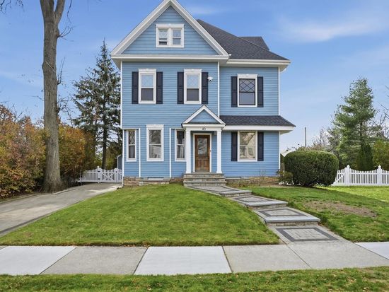 40 Meadow Street, Garden City, NY 11530