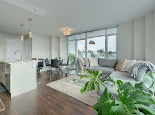 1090 Johnson St #702, Victoria, BC V8V0B3
