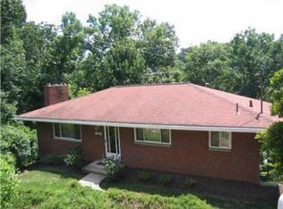 1640 Massey Cir, South Charleston, WV 25303