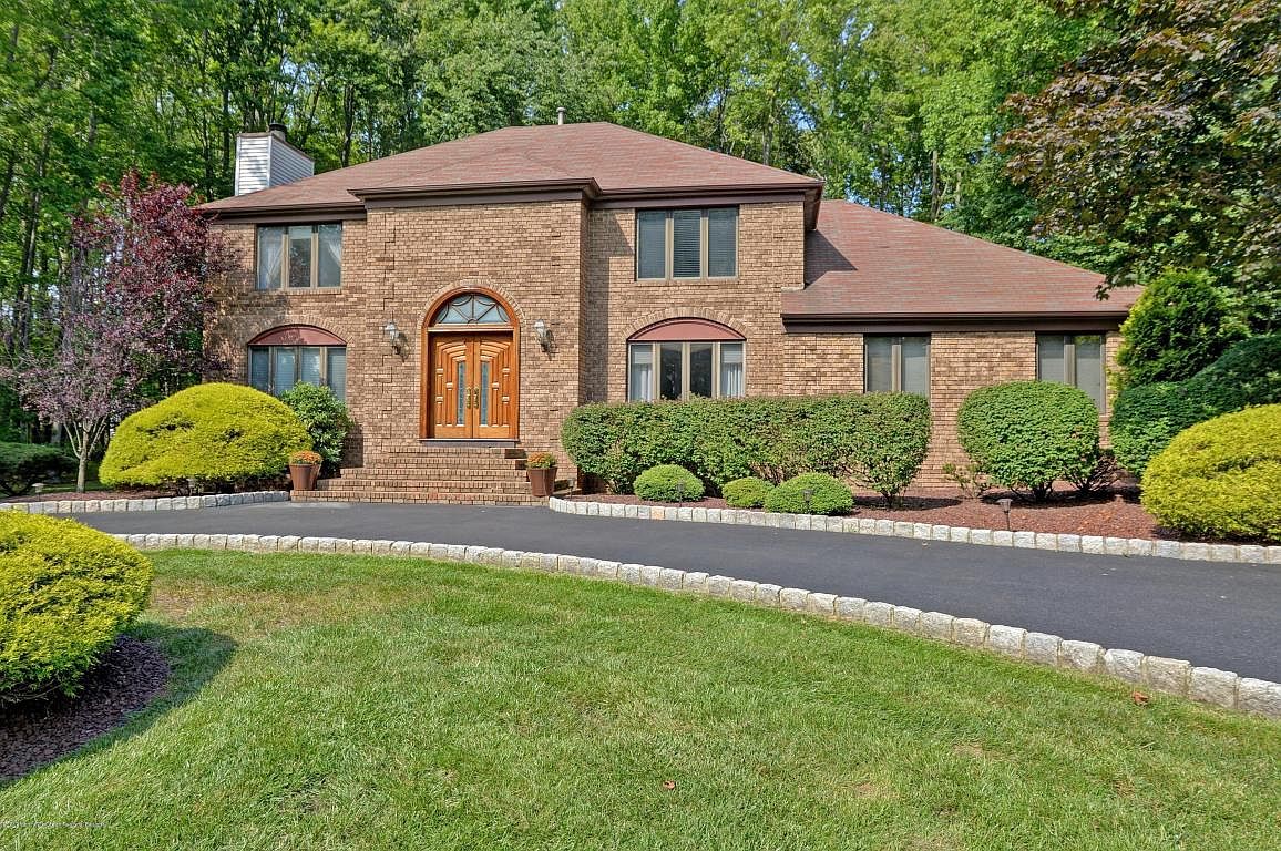17 Red Coach Ln, Holmdel, NJ 07733 | Zillow