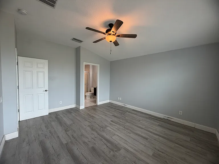 9922 52nd St E — Photo 18