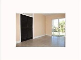 2401 SW 42nd Ter, Fort Lauderdale, FL 33317
