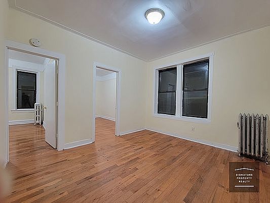 3rd image of 1044 45th St #3L