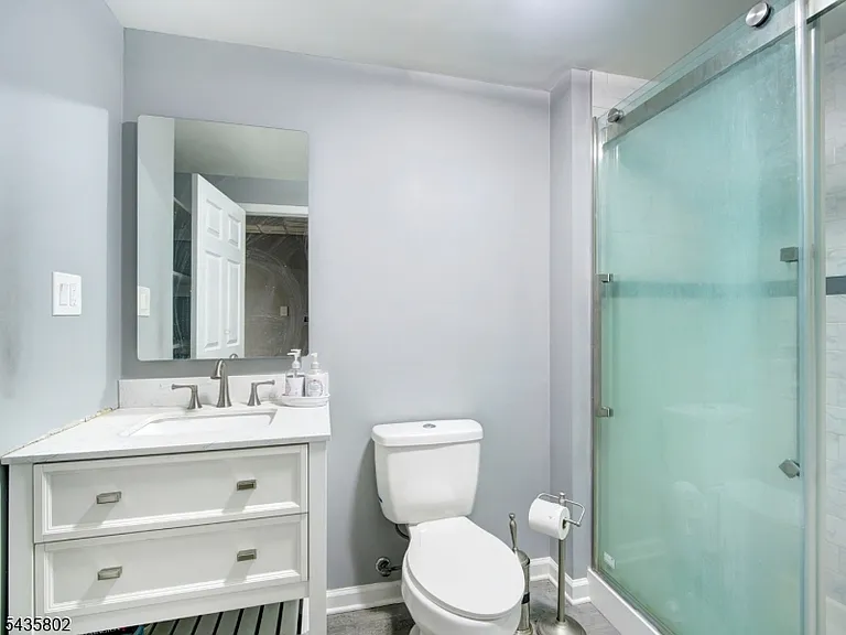 14 Hemingway Dr — Photo 32