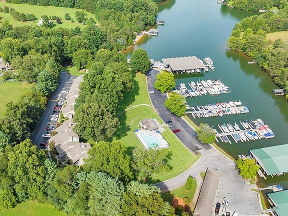2nd image of 289 Shoreline Marina Cir Unit 108