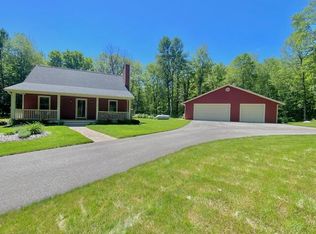 N10266 Simpson Lake Ln, Crivitz, WI 54114
